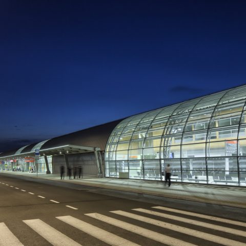 THE TERMINAL OF THE MODLIN AIRPORT